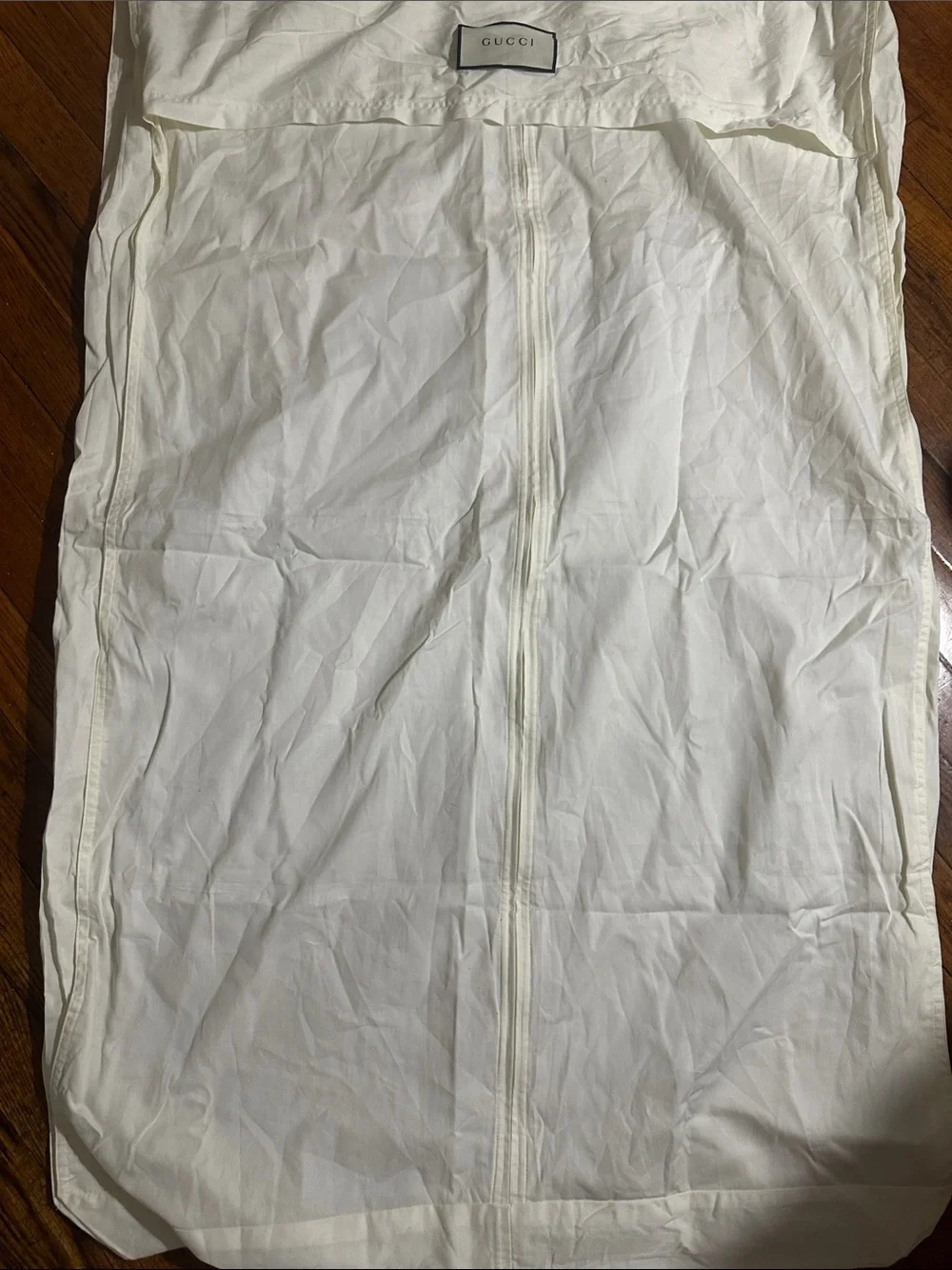 Gucci White Zippered Garment Cover with Logo Patch